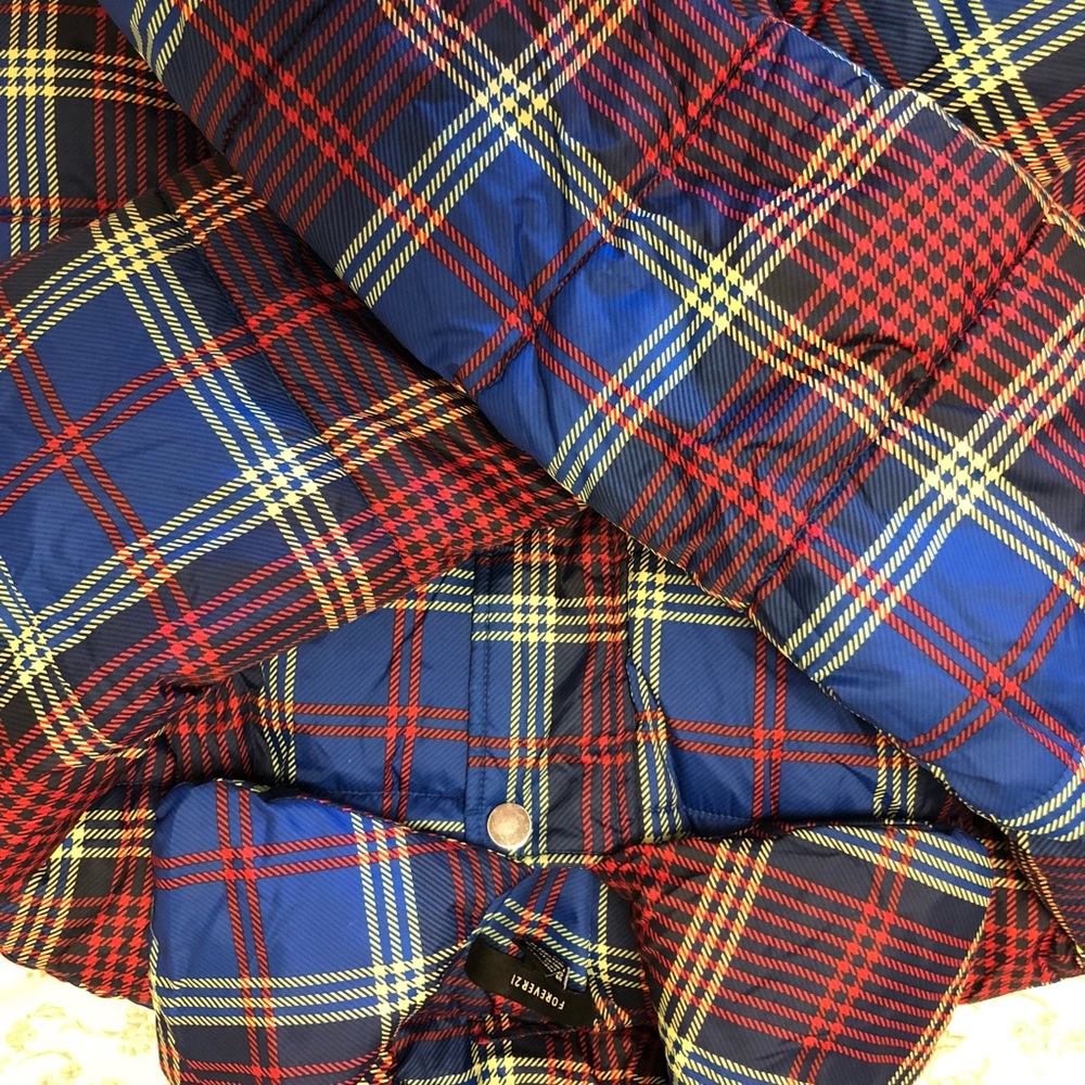 Puffer Jacket - Picture 3 of 5
